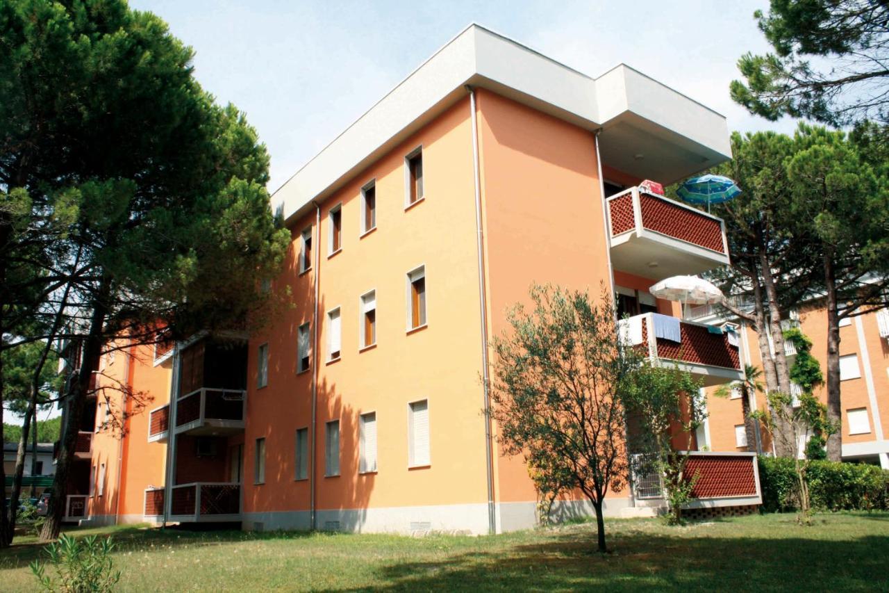 Appartamenti Angela E Pordenone Bibione Exterior foto