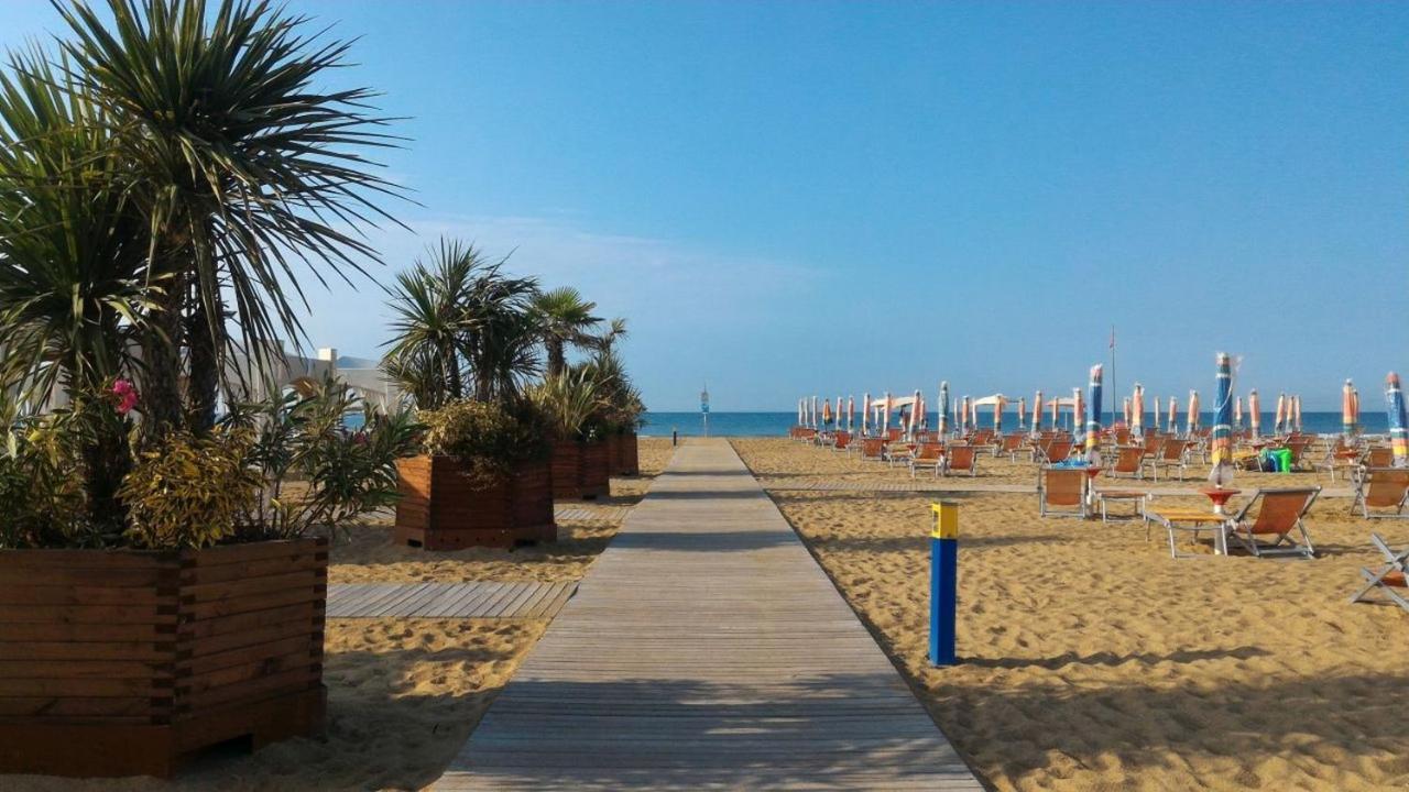 Appartamenti Angela E Pordenone Bibione Exterior foto
